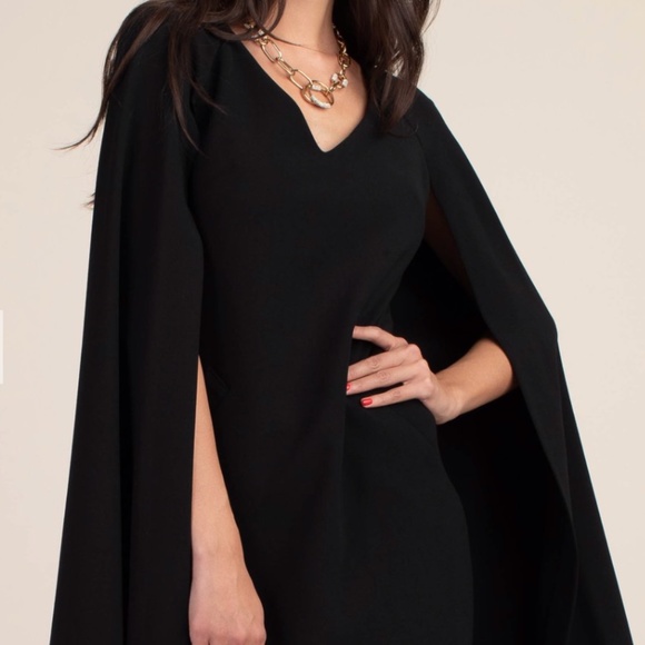 Witchy Shift-Silhouette Gizella Dress - Picture 3 of 4